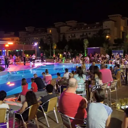 Hotel Luna Blanca &