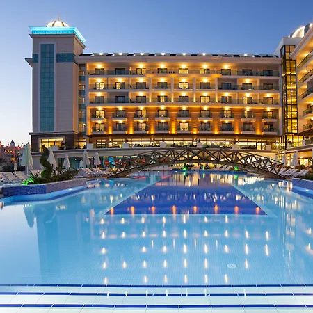 Luna Blanca & Hotell