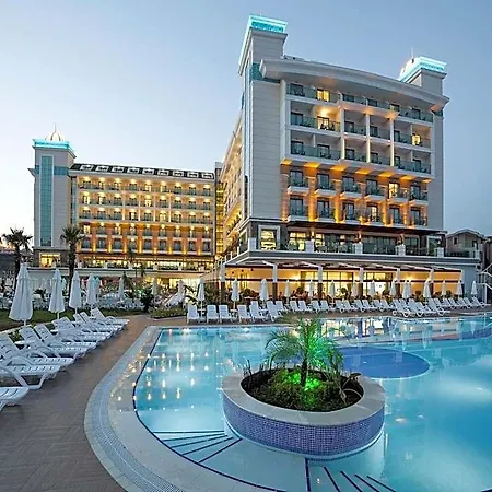 Luna Blanca & Hotel 5*