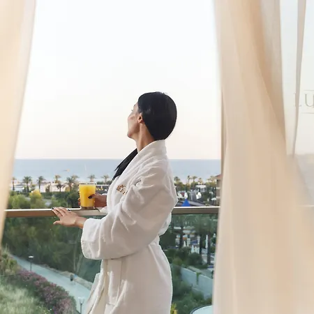 Luna Blanca & Hotel 5*